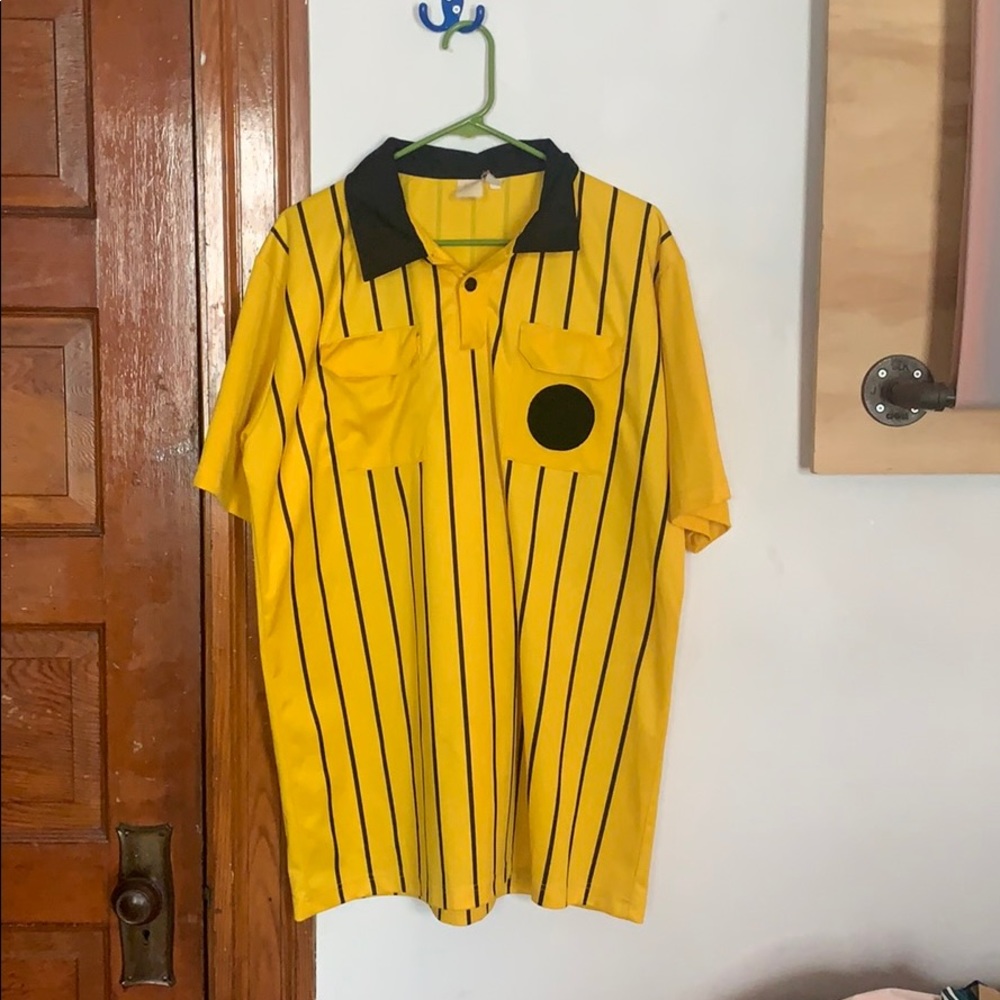 XL Men’s Yellow and Black stripped polo shirt
